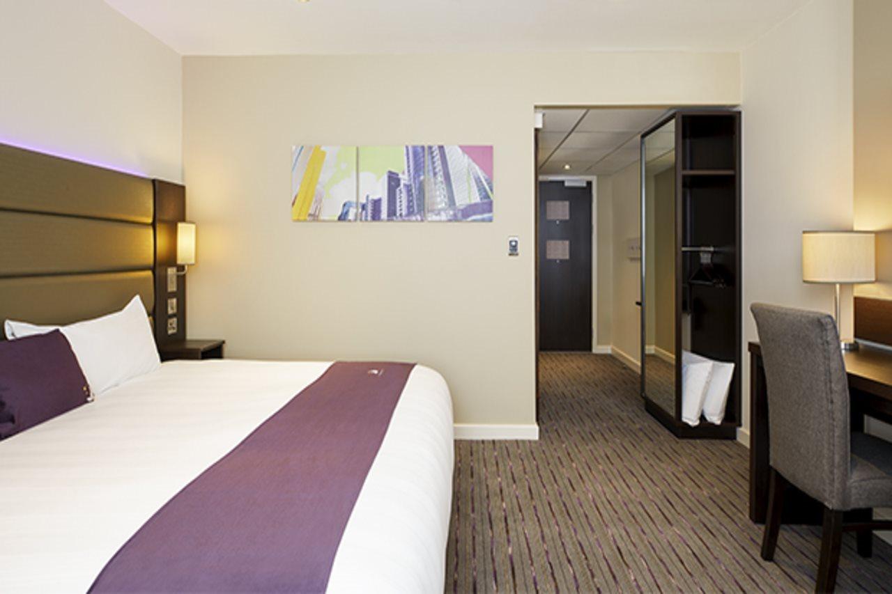 Premier Inn Leicester City Centre Екстериор снимка