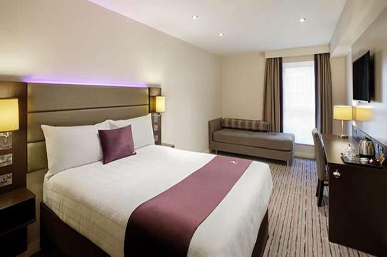Premier Inn Leicester City Centre Екстериор снимка