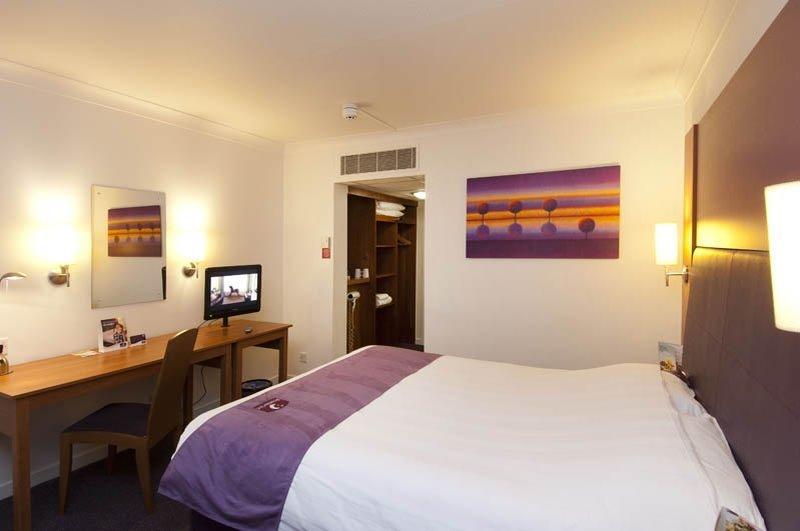 Premier Inn Leicester City Centre Екстериор снимка